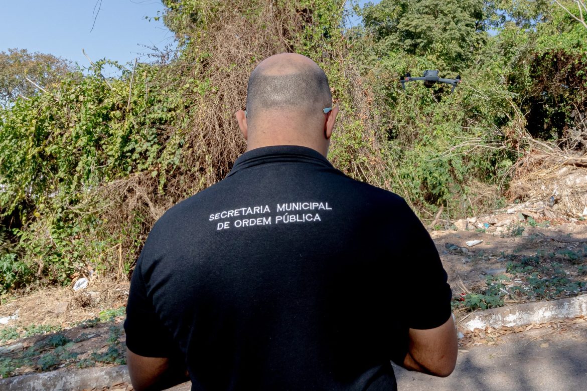 drones-reforcam-fiscalizacao-de-terrenos-para-prevenir-queimadas-em-cuiaba