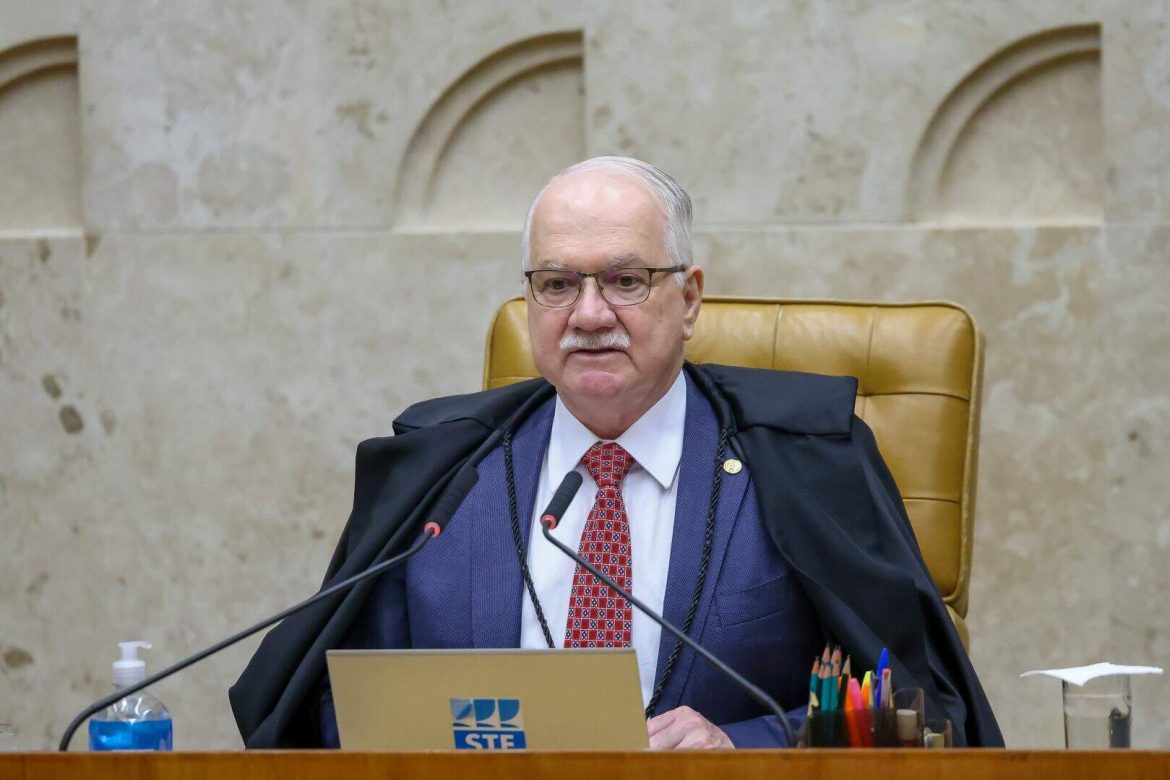 o-presidente-do-supremo-herdou-processos-contra-jair-bolsonaro-e-o-ex-deputado-eduardo-bolsonaro-ao-assumir-a-relatoria-do-inquerito-das-fake-news
