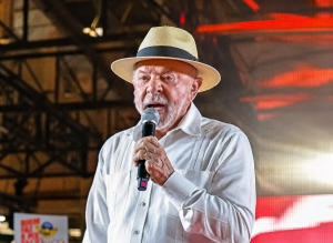 lula-ja-pediu-a-inelegibilidade-de-bolsonaro-por-turbinar-o-bolsa-familia-na-eleicao-de-2022